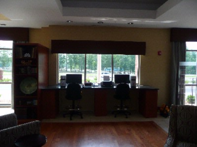 Comfort Suites Magnolia Greens - 