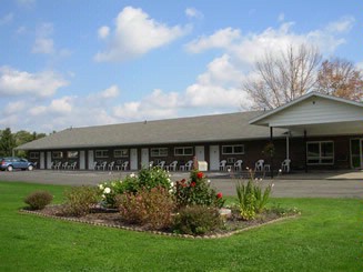 Red Carpet Inn on the Lake - 