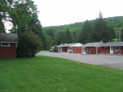 Red Carpet Inn on the Lake - Lakefront Units