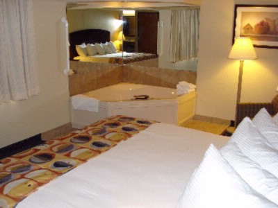 Americinn Fort Dodge - 