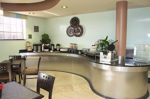 Best Western Atrea Manatee Hotel - 