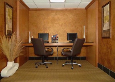 Comfort Suites Airport - Lobby View
