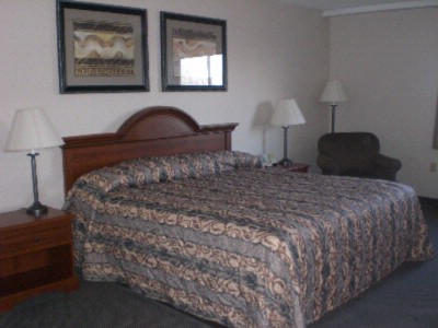 Inn of Hammond - King Bed Room