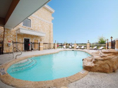 Best Western Christopher Inn & Suites - Seasonal Outdoor Pool With Rock Waterfall
