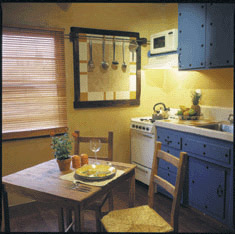 Burbank Furnished Apartments - Kitchen