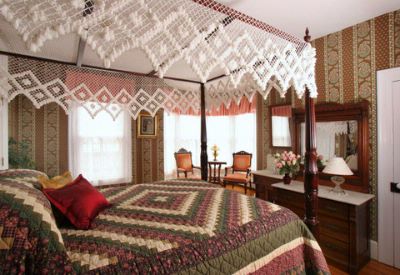 The Queen Victoria B & B - Enjoy The Ocean View From The Charming Prince Of Wales Room