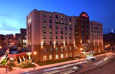 Hilton Garden Inn - 