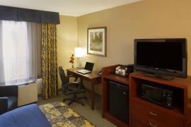 Travelodge Oshawa Whitby - Two Double Beds