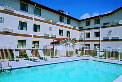Oak Grove Inn - 