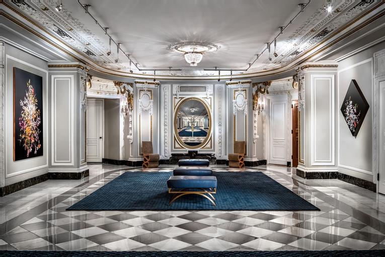The Blackstone a Renaissance Hotel - Historic Art Hall - Featuring Rotating Exhibit By Chicago Artists!