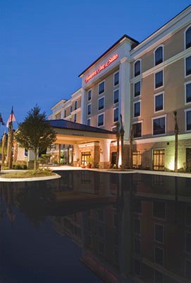 Hampton Inn & Suites North Charleston / Univ. Blvd - 