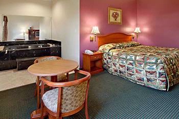 Super 8 Motel - 