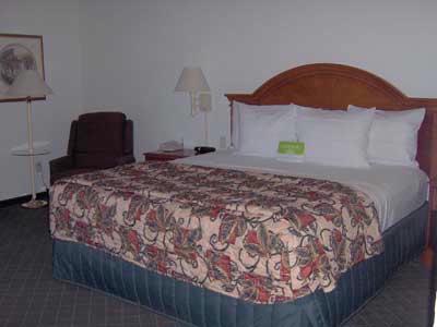 La Quinta Inns & Suites Dallas North Central - 