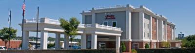 Hampton Inn & Suites - 