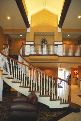 Comfort Suites - 