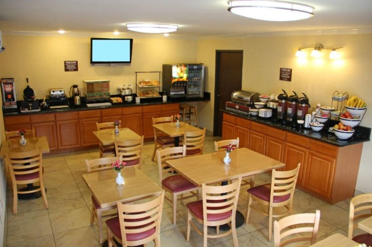 Comfort Inn Eagle Rock - Lobby Area