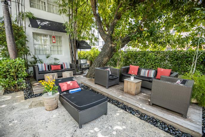 Metropole Hotel - 