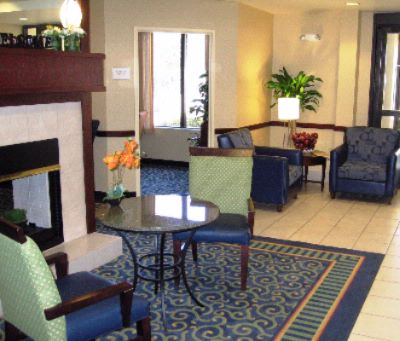 Springhill Suites by Marriott - Lobby