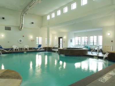 Staybridge Suites - Indoor Pool & Jacuzzi