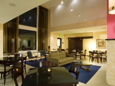 Staybridge Suites - Lobby Picture 2
