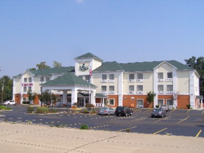 Country Inns & Suites - 