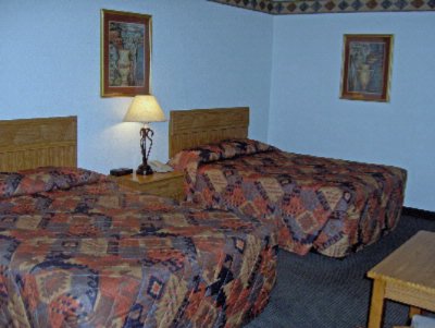 Parkinn & Suites - 