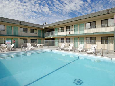 Knights Inn - 