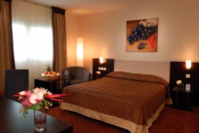 Holiday Inn Garden Court Reims - 