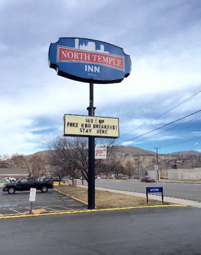Howard Johnson Express Inn - 