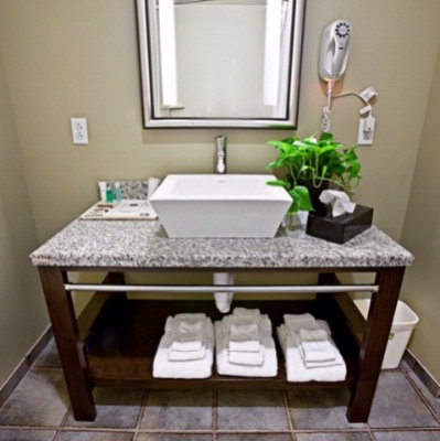 Best Western Olathe Hotel & Suites - Upscale Features And Amenities