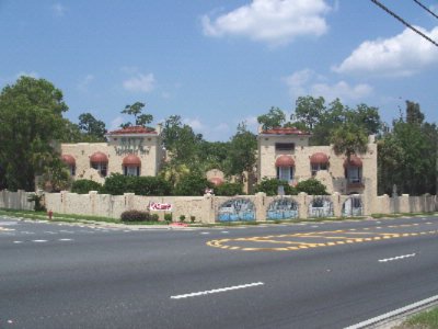 Ritz Historic Inn - 