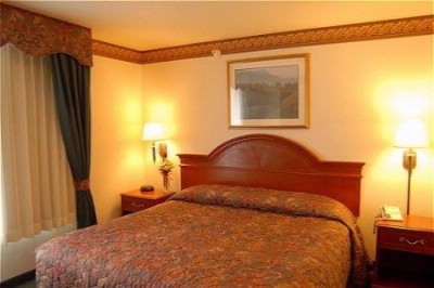 Country Inn & Suites Conyers - 