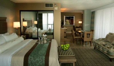 Doubletree Grand Hotel Biscayne Bay - 