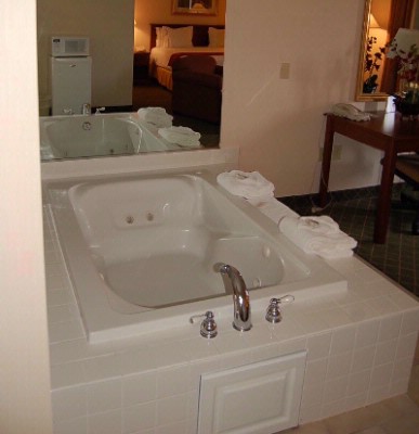 Holiday Inn Express - 