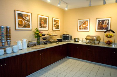Phoenix Inn Suites - Breakfast Room