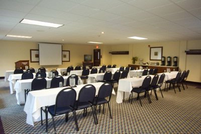 Phoenix Inn Suites - Meeting Space