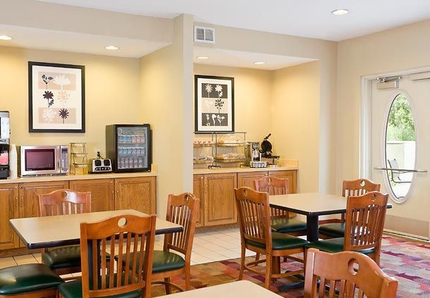 Towneplace Suites by Marriott Bedford Texas - 