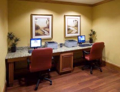 Hampton Inn Savannah I 95 North - Quick And Convenient! Our Business Center Is Open 24 Hours!