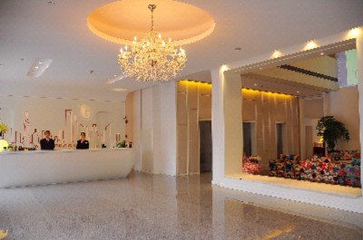 The H Boutique Hotel - 24 Hours Billingual Reception