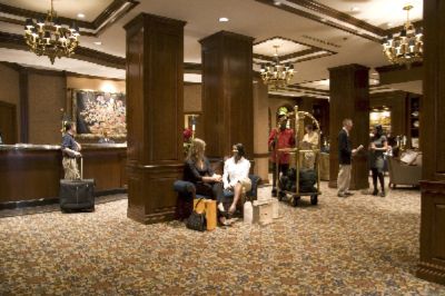 The Seneca Hotel & Suites - 