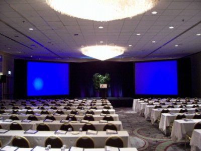 Doubletree Chicago Magnificent Mile - 