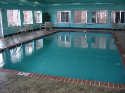 Holiday Inn Express & Suites - Indoor Pool