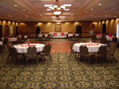 Holiday Inn Express & Suites - Banquet Room