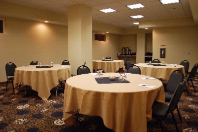 Holiday Inn Express Seattle Center - Space Needle Room