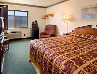 Super 8 Motel - King Room