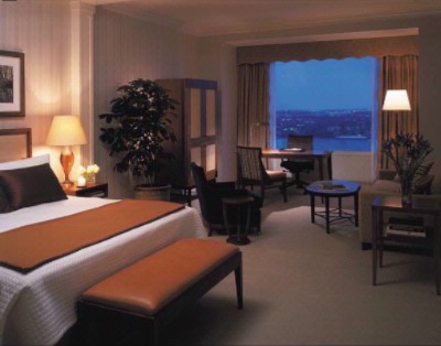 Loews New Orleans Hotel - Grank King