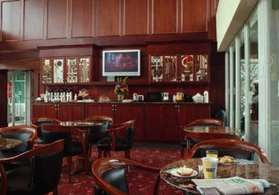 Breakfast In Lobby Cafe
