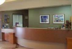 Lakeview Inns & Suites - 