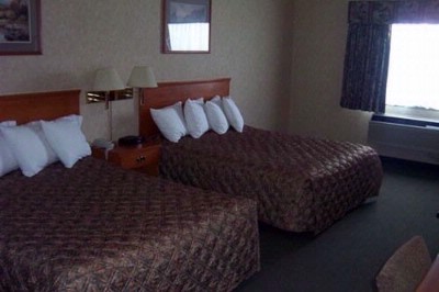 Lakeview Inns & Suites - 
