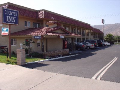 Country Inn Banning - Building Exterior